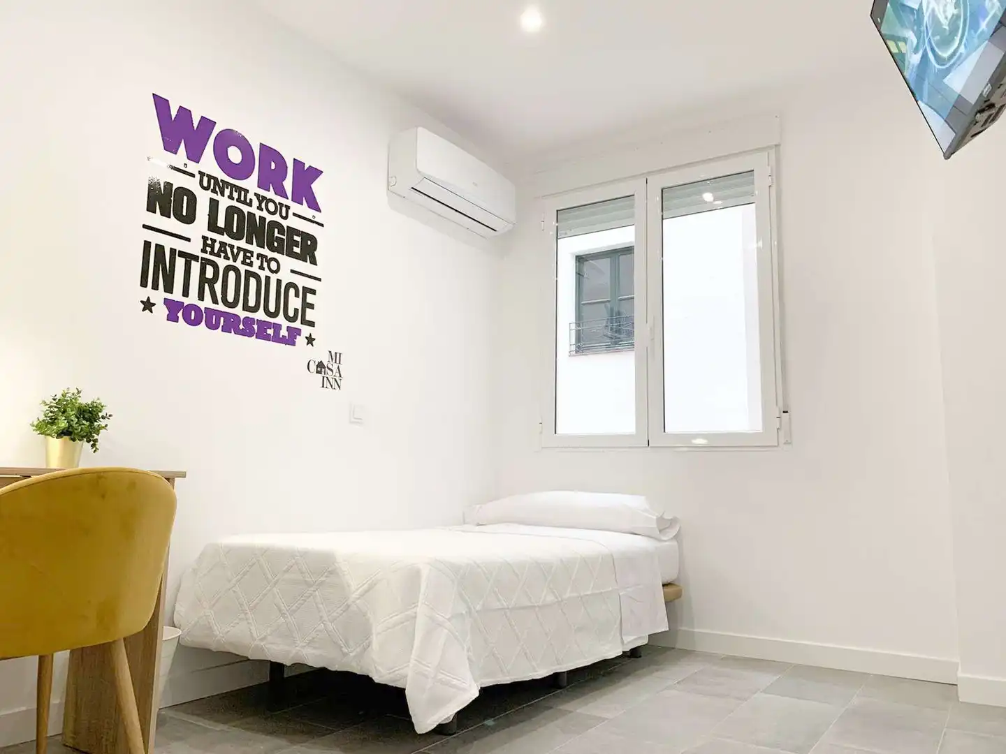 Room in Argüelles