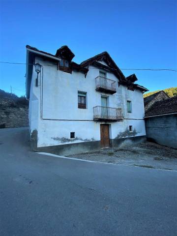 Casa-chalet en Venta en Fago