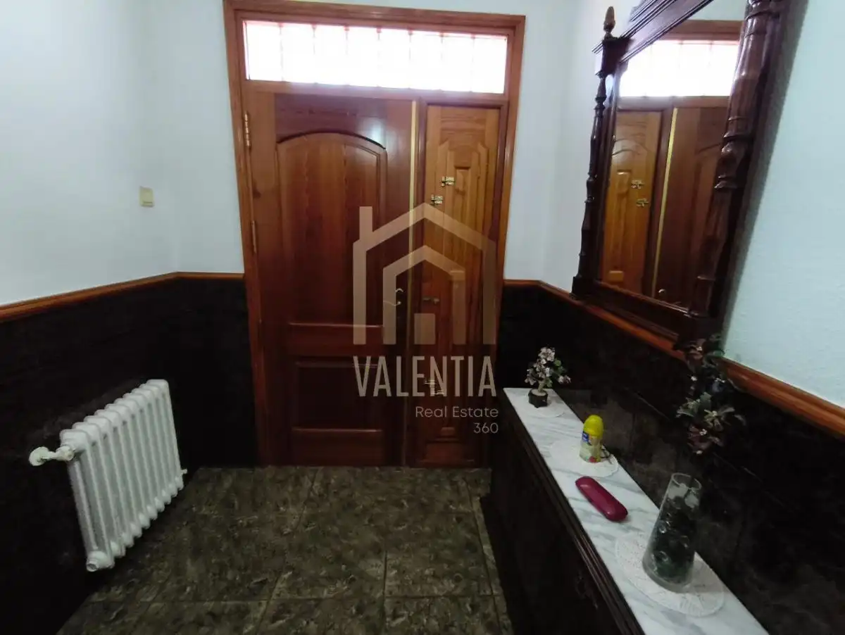Bany de Casa o xalet en venda en Alginet amb Moblat i Alarma