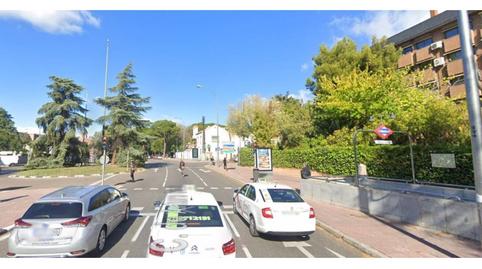 Foto 5 de Oficina de lloguer a Ulises, San Juan Bautista, Madrid