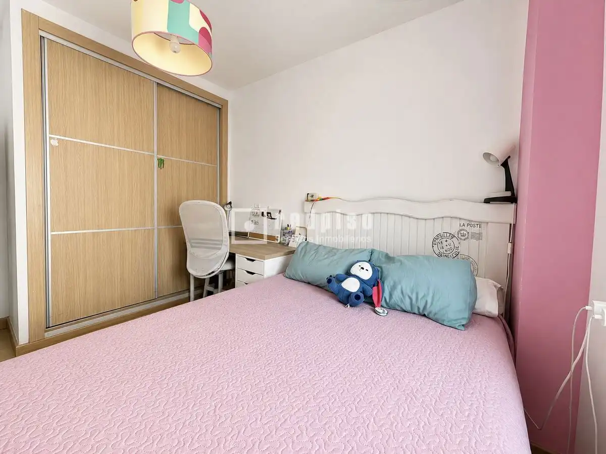 Habitación de Piso en venta en Torremolinos con Aire acondicionado y Terraza