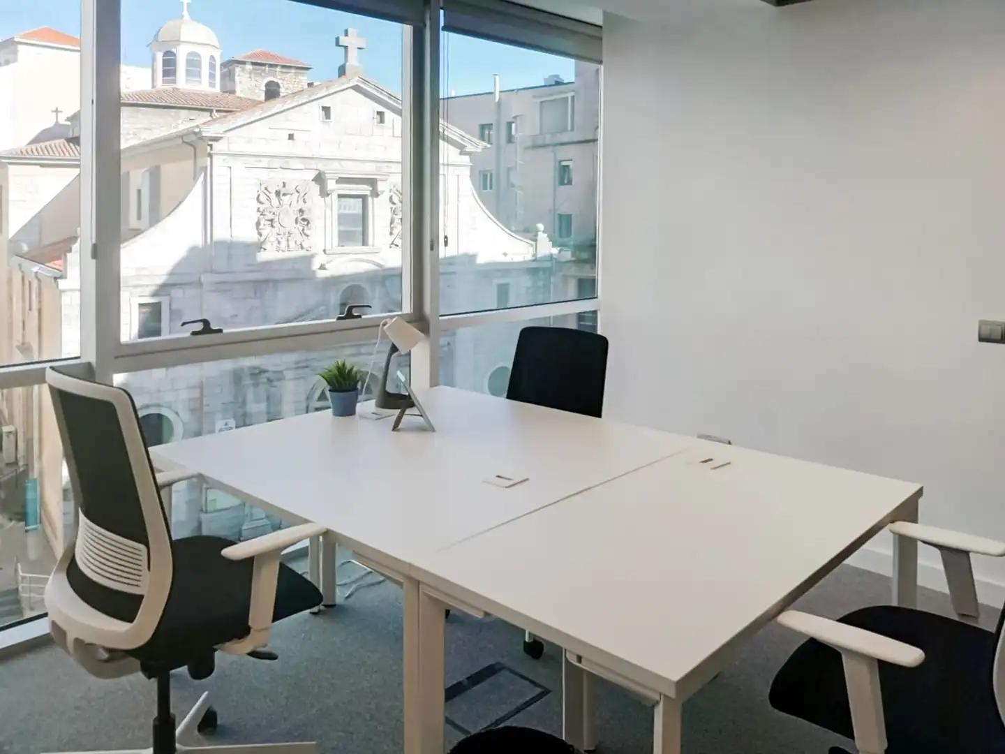 Oficina de alquiler en Santander con Aire acondicionado, Calefacción y Amueblado