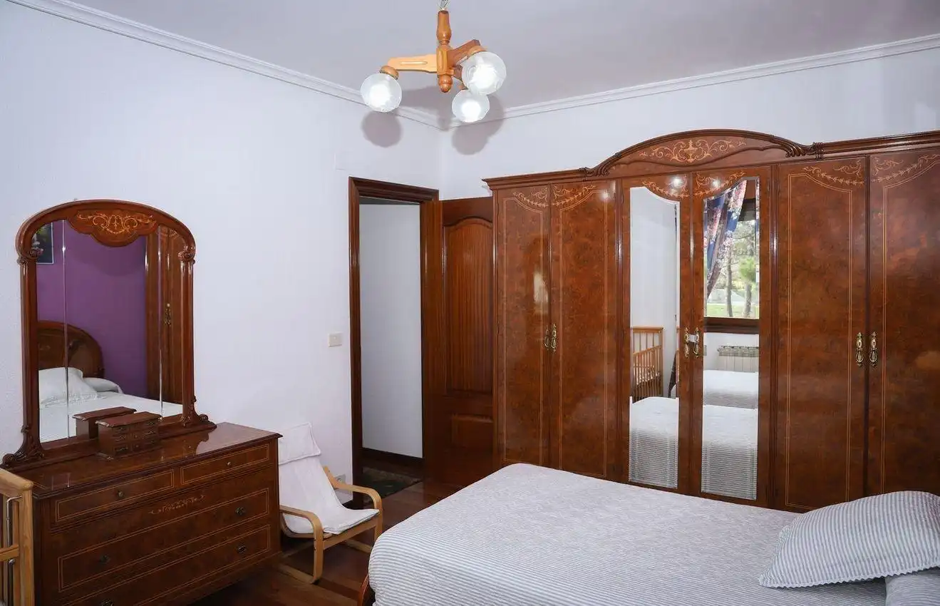 Habitación de Casa o chalet en venta en Trespaderne con Calefacción, Jardín privado y Terraza