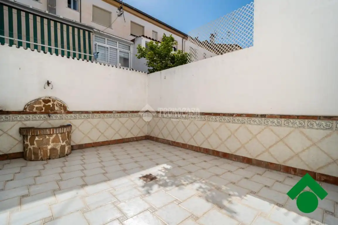 Terrassa de Casa adosada en venda en Pinos Puente
