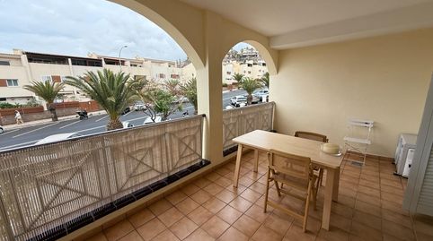 Foto 2 de Apartamento en venta en Avenida San Francisco, 10, Los Cristianos, Arona