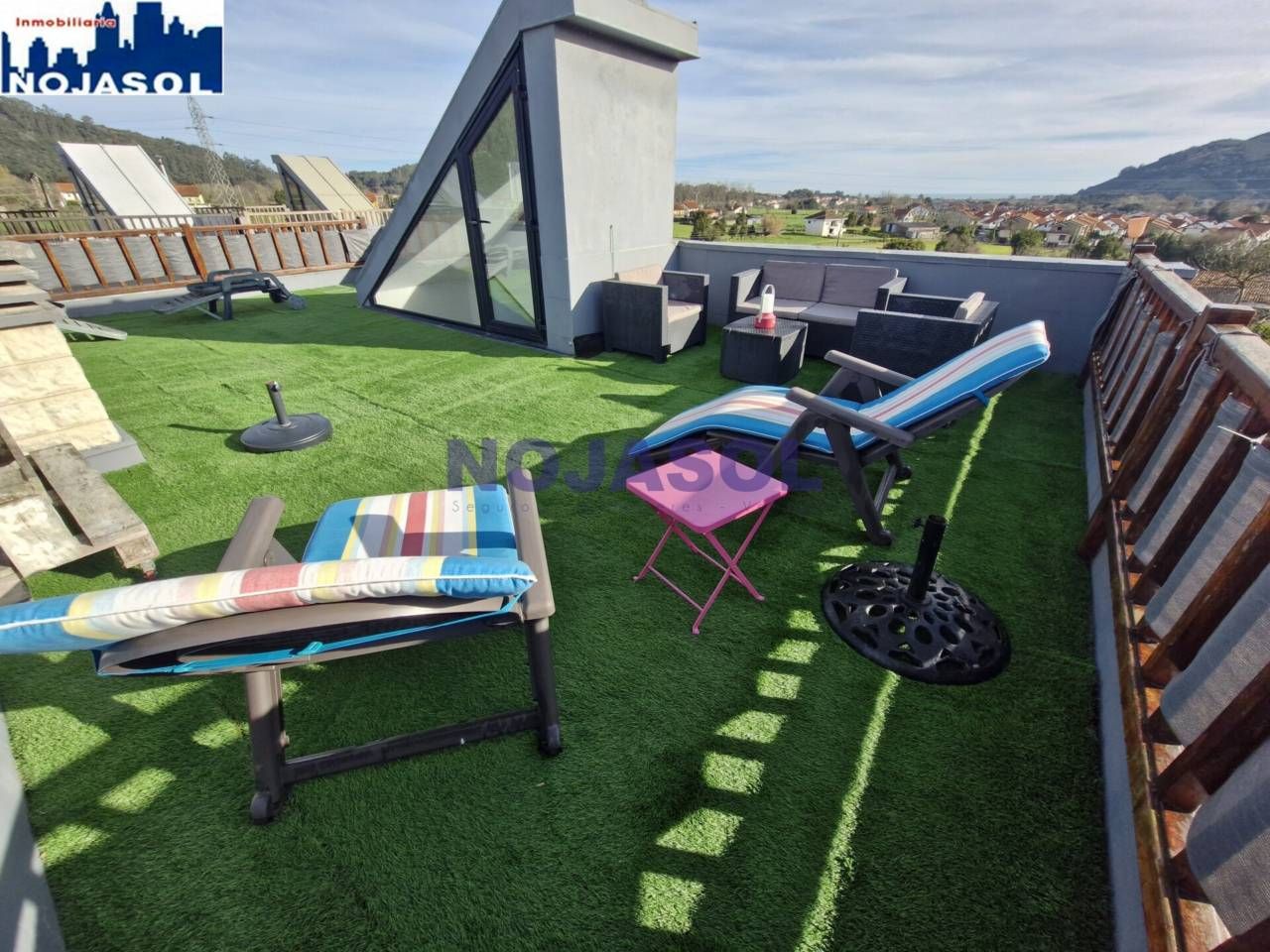 Terrassa de Casa o xalet en venda en Arnuero amb Calefacció, Jardí privat i Terrassa