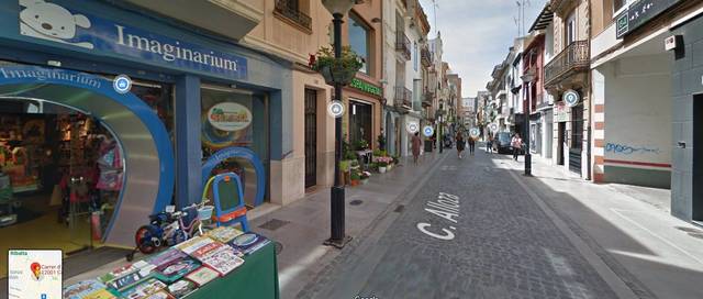 Local comercial en Alquiler en Carrer d'Alloza, 61 en Casco Histórico