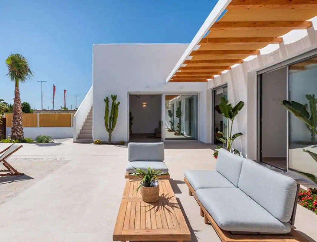 Villa avec piscine à vendre à Benijófar
