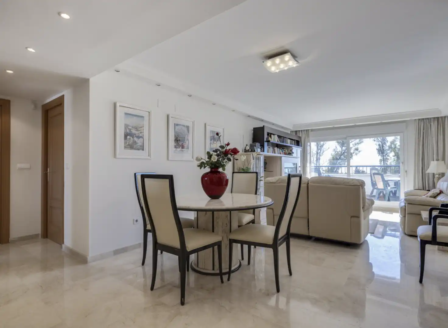 Comedor de Apartamento en venta en Marbella con Aire acondicionado, Calefacción y Terraza