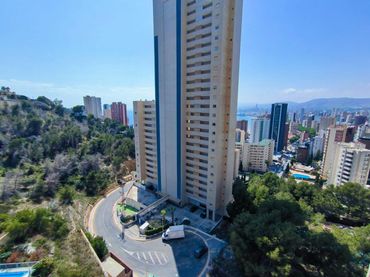 Apartament amb piscina en venda a Calle SIERRA DORADA