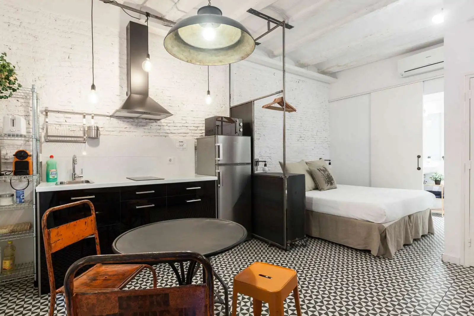 Room in Barri Gòtic