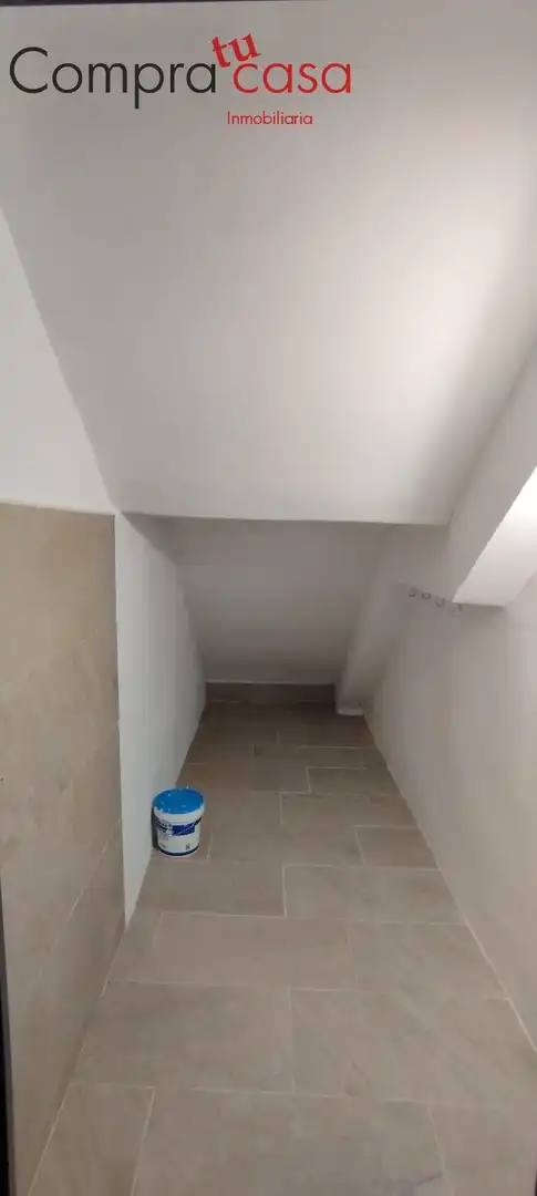 Piso en venta en Segovia con Calefacción, Trastero y Amueblado