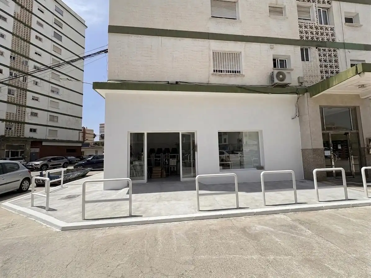 Geschaftsraum zur Miete in Vélez-Málaga mit Klimaanlage