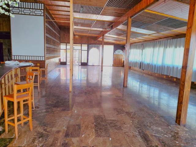 Local comercial en Alquiler en Camí dels Magros - Casablanca