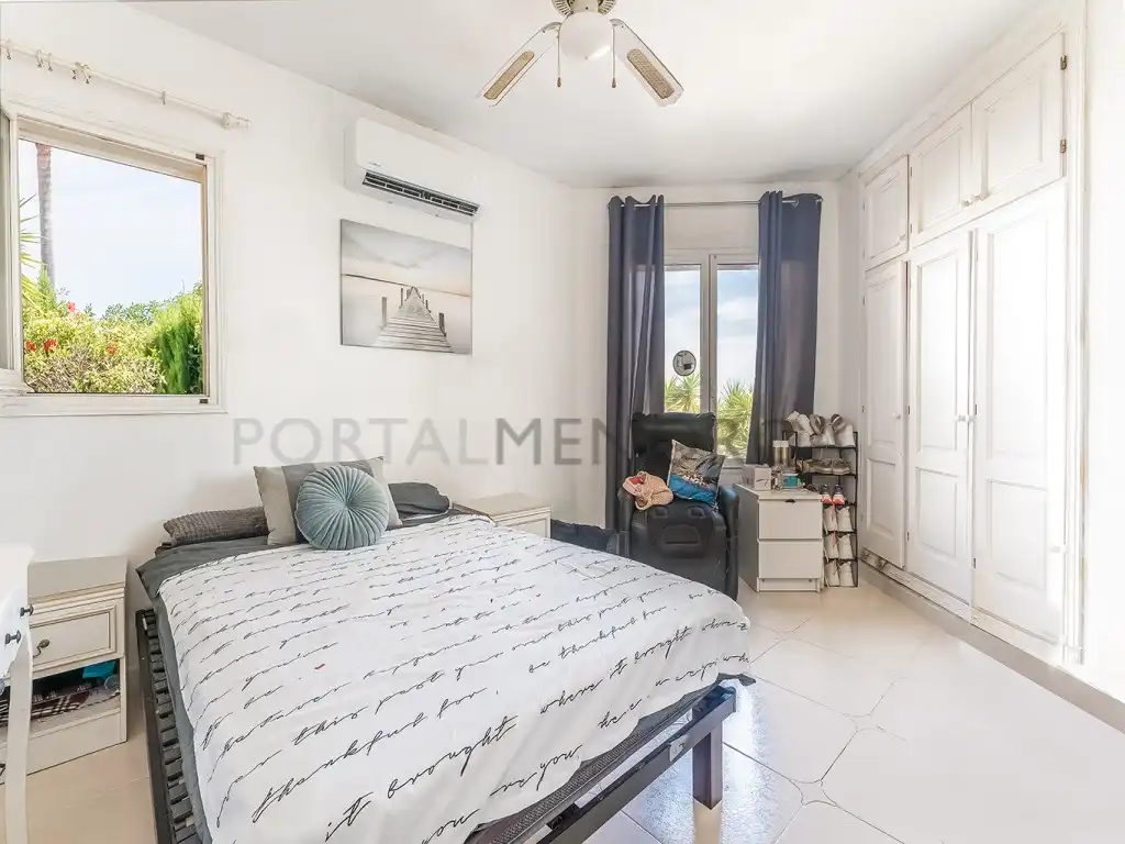 Habitación de Casa o chalet en venta en Es Mercadal con Aire acondicionado, Calefacción y Jardín privado