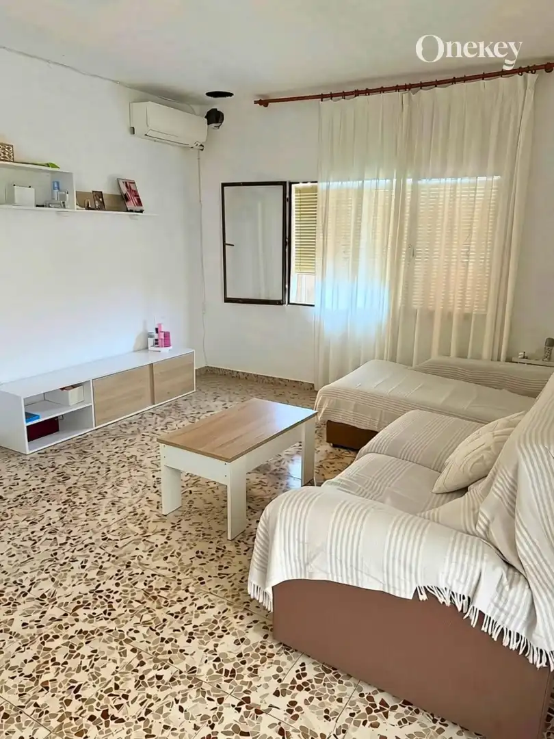 Living room of Flat for sale in Los Conejos