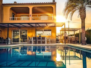 Casa amb balcó en venda a L'Ametlla de Mar pueblo