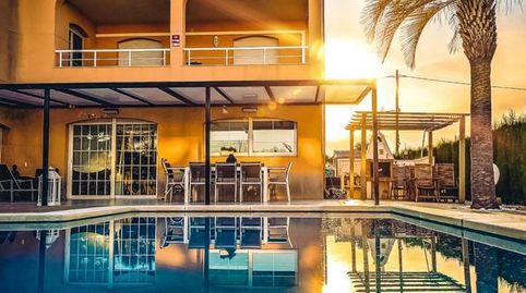 ESPECTACULAR CHALET EN LAMETLLA DE MAR