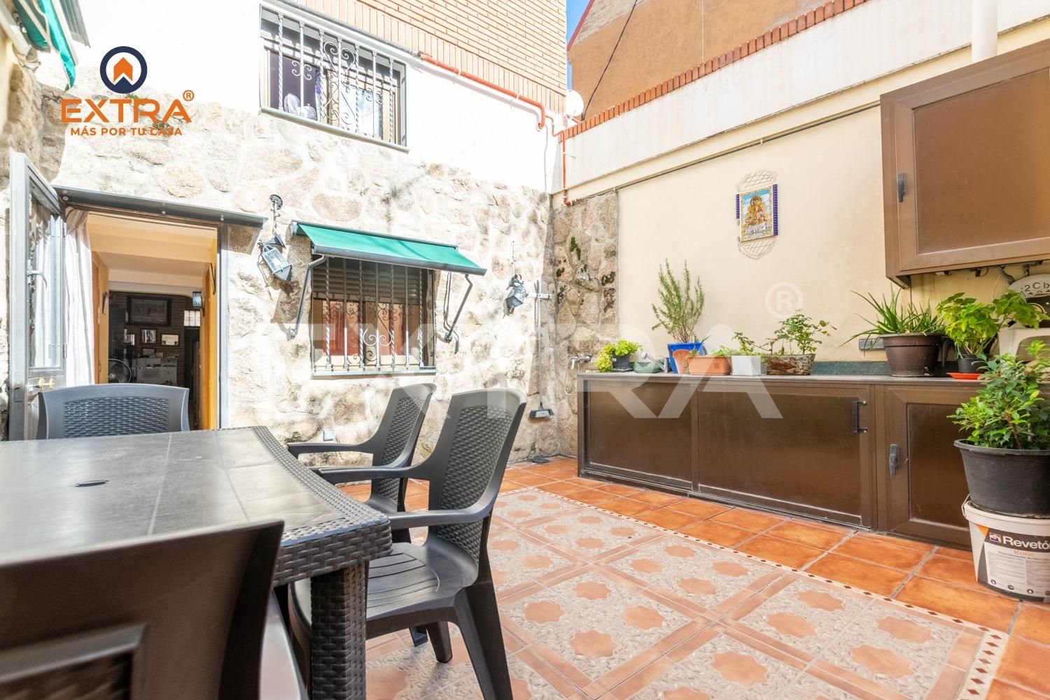 Flat for sale in Calle Azucenas, Valdeacederas, Tetuán