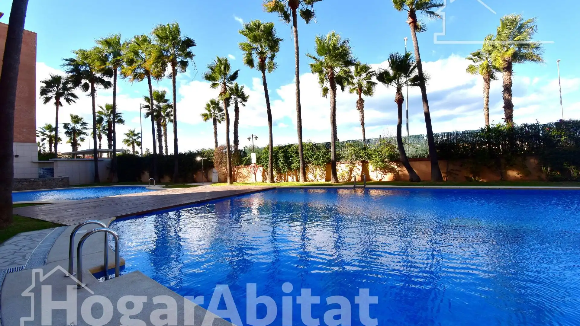 Piscina de Piso en venta en Dénia con Jardín privado, Terraza y Amueblado