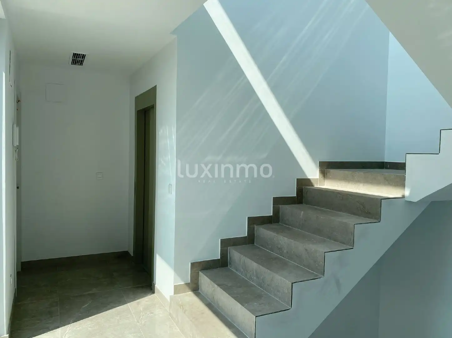 Villa mit Terrasse zum Verkauf in Golf Bahía, imagen 22