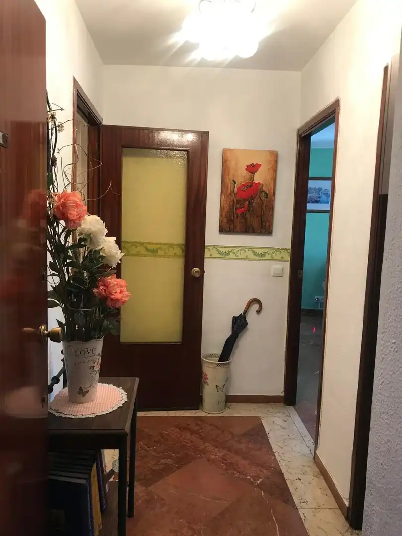 Wohnung zur Miete in Sevilla mit Klimaanlage, Terrasse und Möbliert