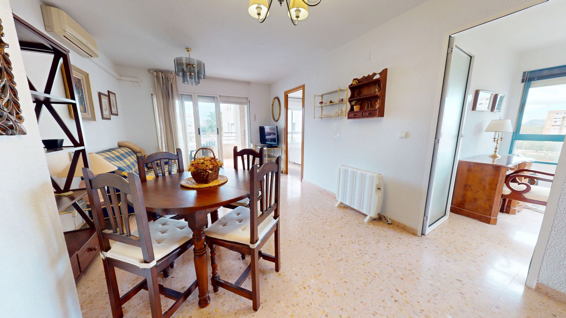 Comedor de Piso en venta en Alicante / Alacant con Aire acondicionado, Calefacción y Terraza