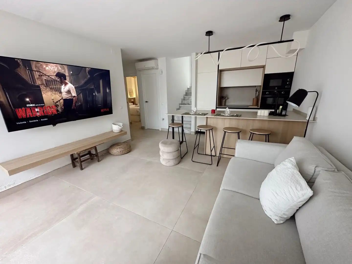 Sala d'estar de Apartament de lloguer en Marbella amb Aire condicionat, Calefacció i Moblat