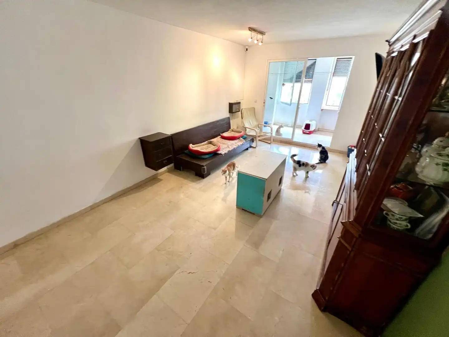 Sala de estar de Piso en venta en Villajoyosa / La Vila Joiosa con Aire acondicionado, Trastero y Piscina comunitaria