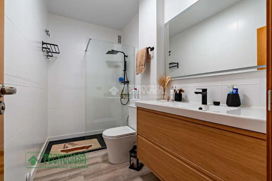 Baño de Piso en venta en El Ejido con Aire acondicionado