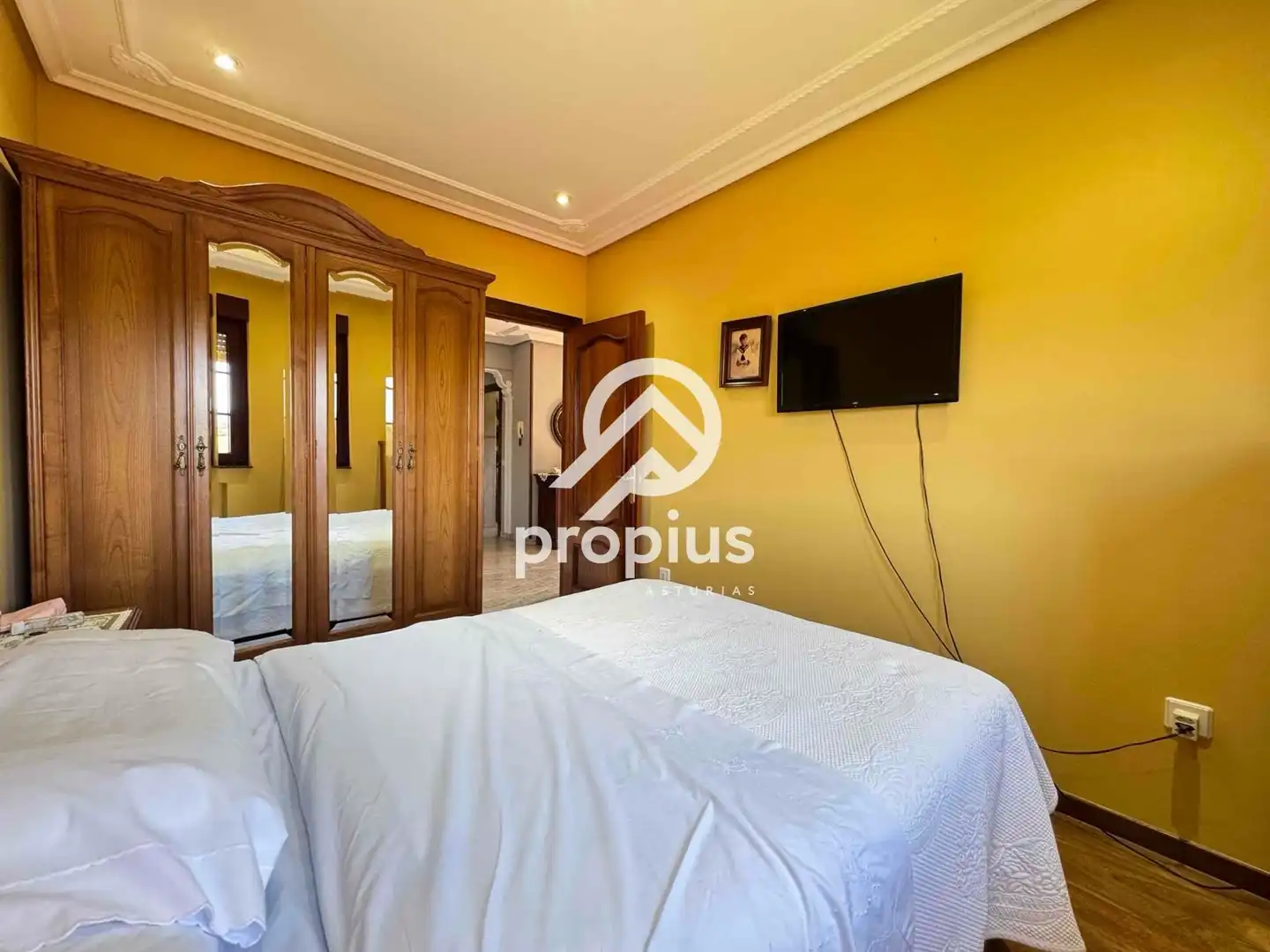 Habitación de Casa o chalet en venta en Avilés con Calefacción, Jardín privado y Parquet
