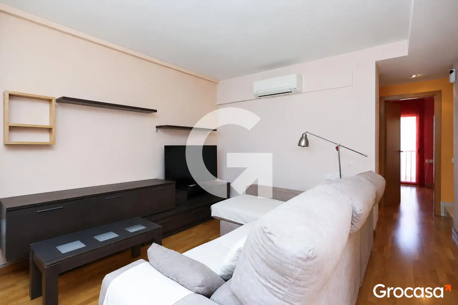 Sala de estar de Casa adosada en venta en Viladecans con Aire acondicionado, Calefacción y Terraza