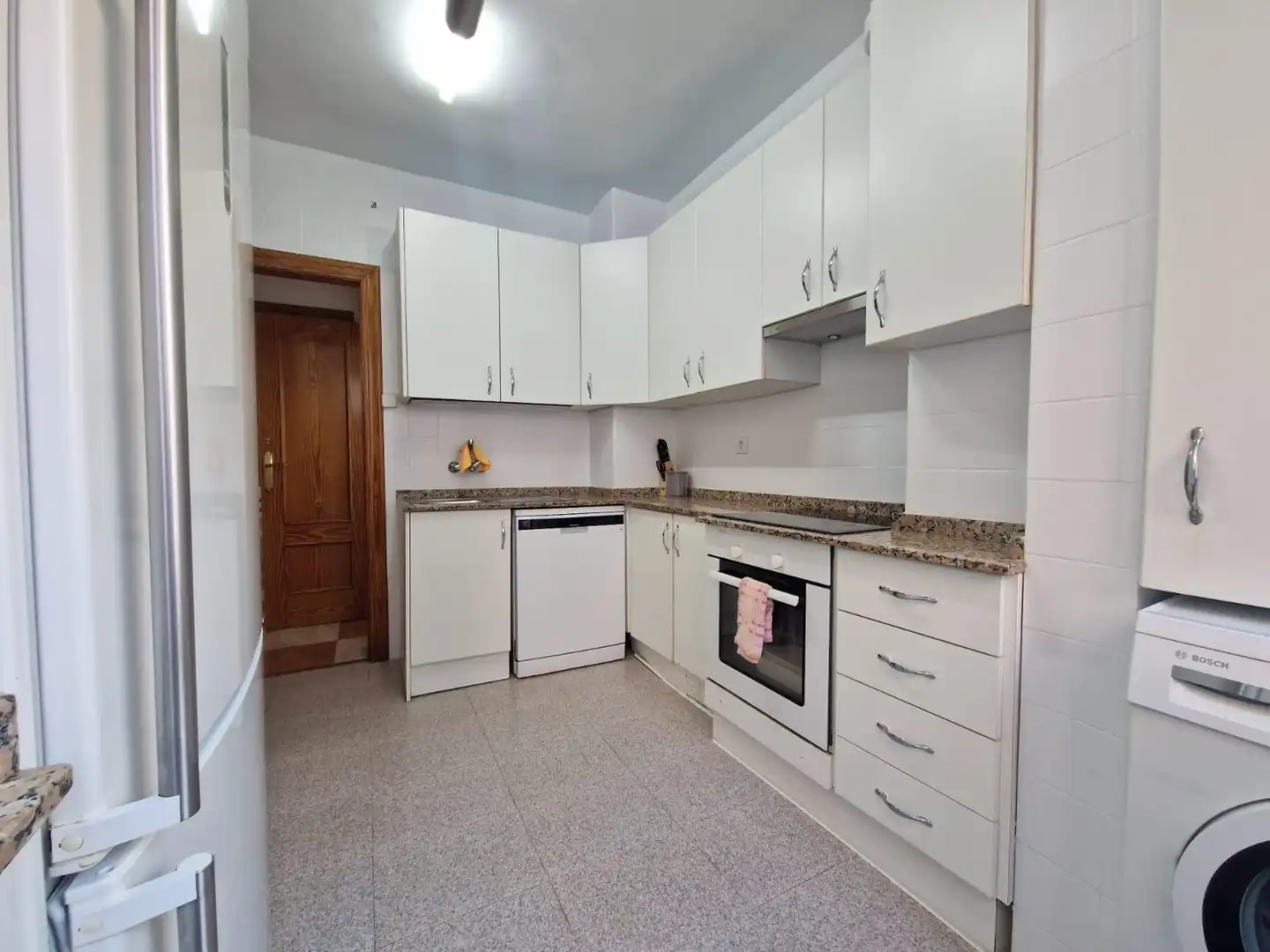 Habitació a Calle PINTOR BALACA, 56, Ensanche