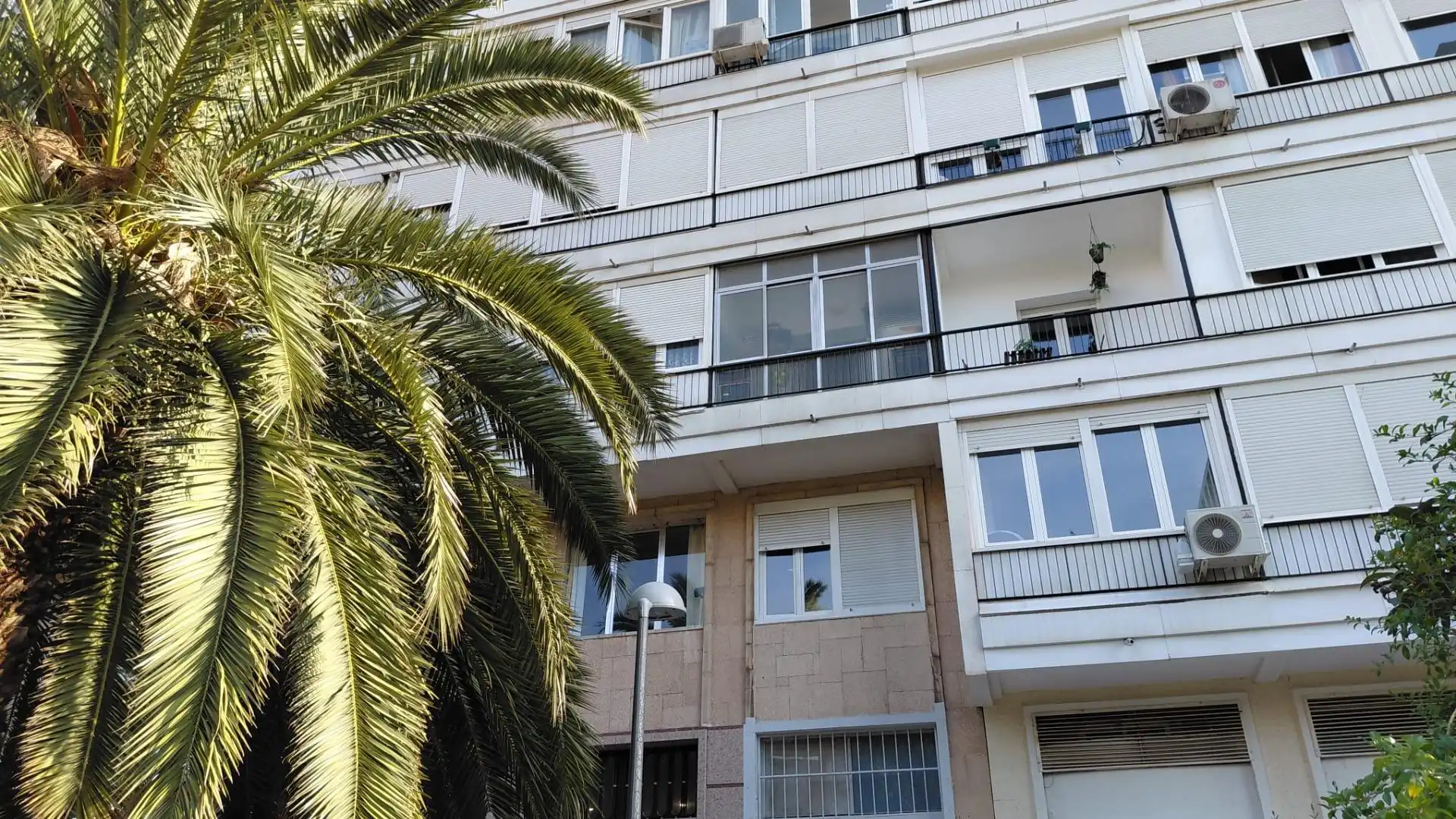 Exterior view of Apartments for sale in Madrid  with Furnished