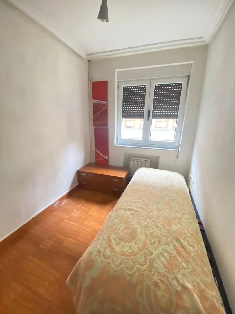 Habitación de Piso en venta en Langreo con Calefacción, Trastero y Amueblado