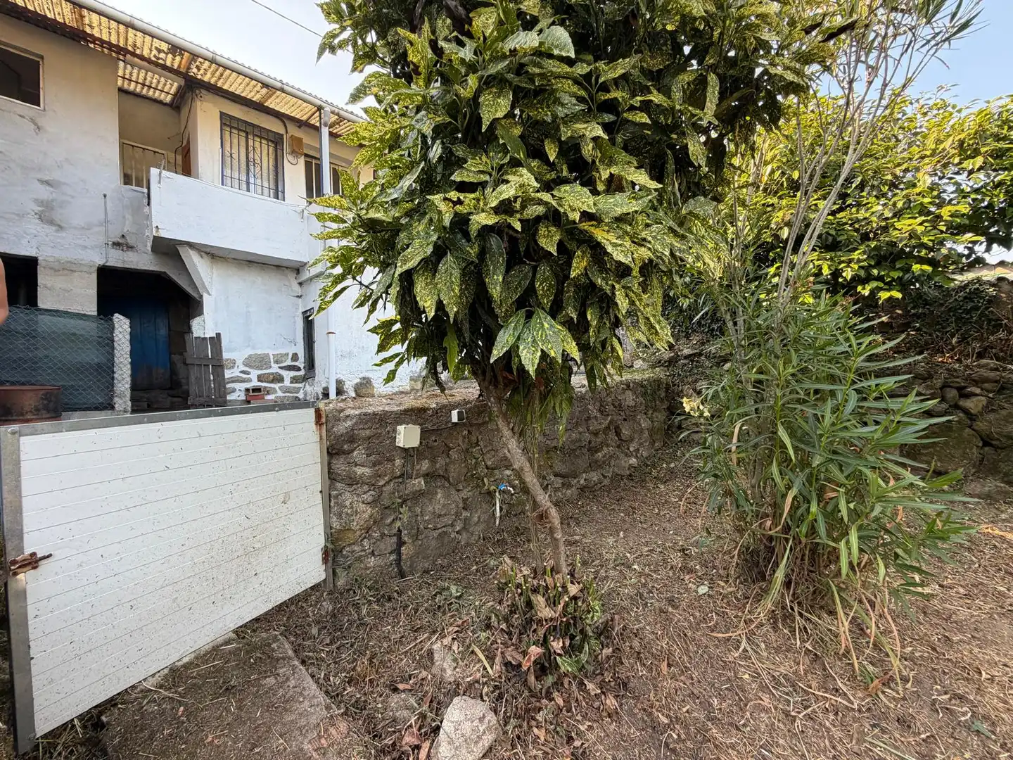 Detached homes for sale in A Cañiza    with Private garden and Furnished