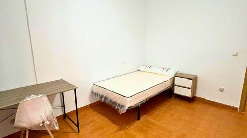 Foto 3 de Piso para compartir en Calle Alberola Romero, Casco Antiguo - Sta. Cruz - Ayuntamiento, Alicante / Alacant