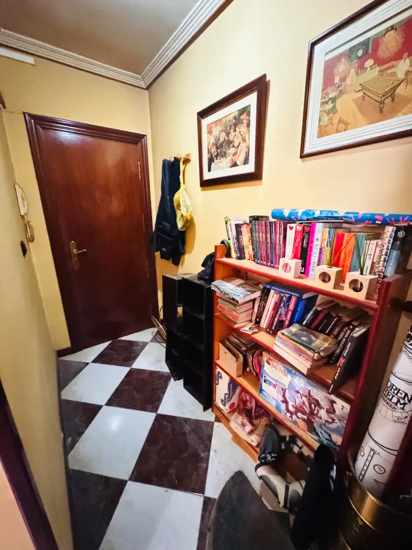 Flat for sale in Valladolid  with Heating, Terrace and Furnished
