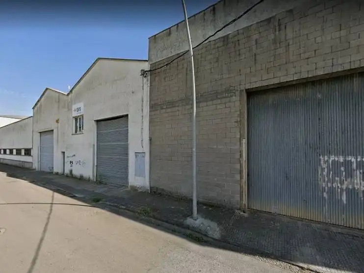 Vista exterior de Nave industrial en venta en Girona