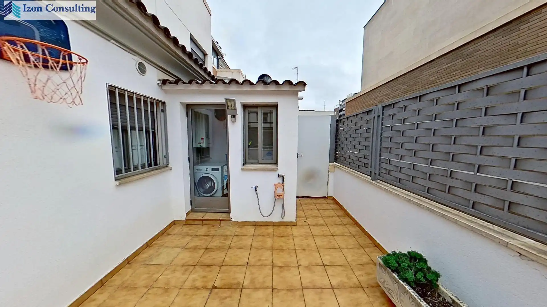 Detached homes for sale in Facultad de Medicina