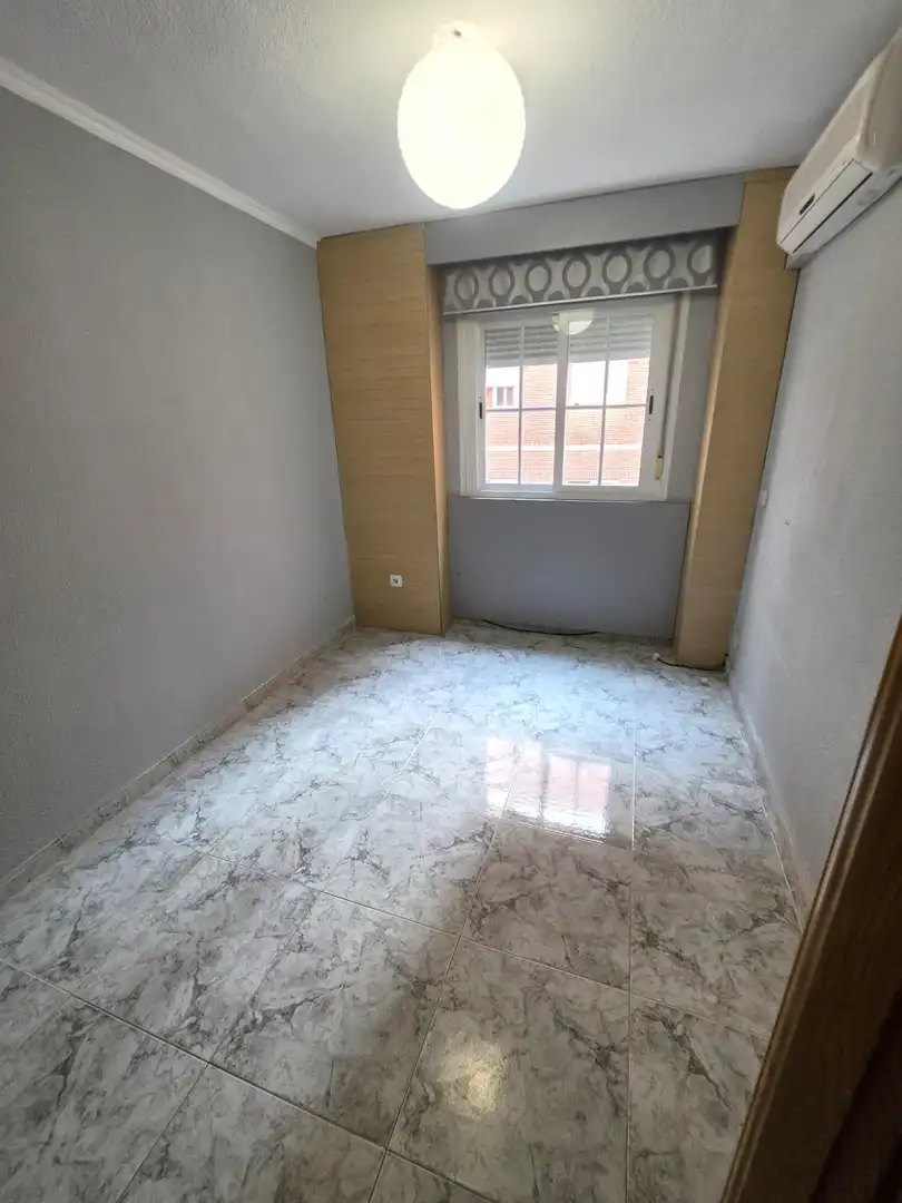 Bedroom of Flat for sale in Valdemoro  with Air Conditioner and Heating