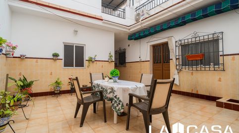 Photo 2 of Houses for sale in Calle Betis, Centro - Doña Mercedes, Dos Hermanas