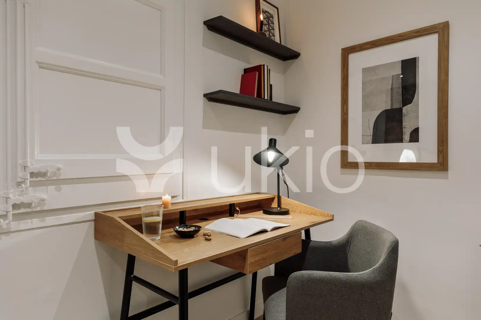 Habitación de Apartamento de alquiler en Barcelona con Aire acondicionado, Calefacción y Amueblado