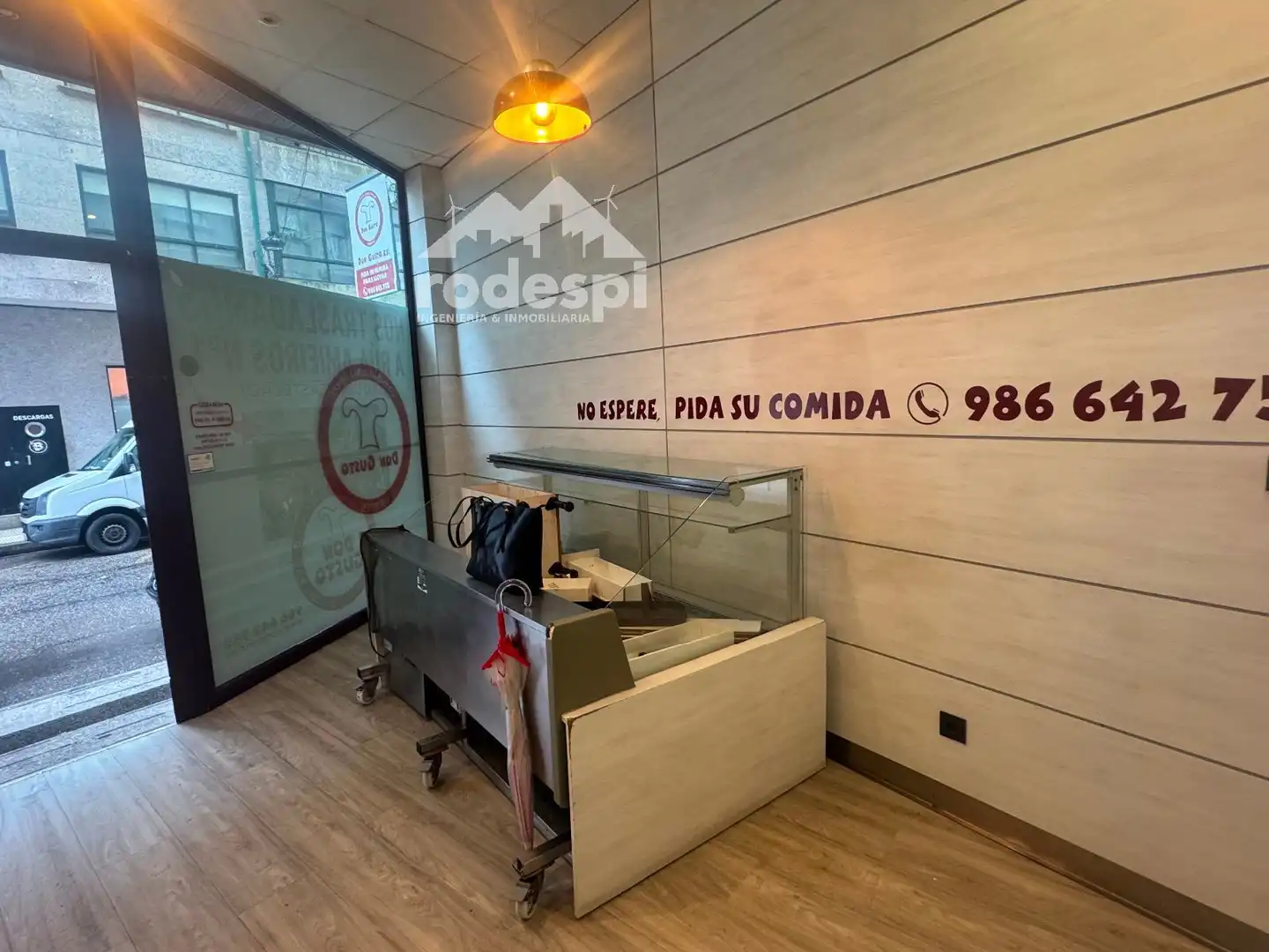 Local comercial en alquiler en Ponteareas, imagen 2