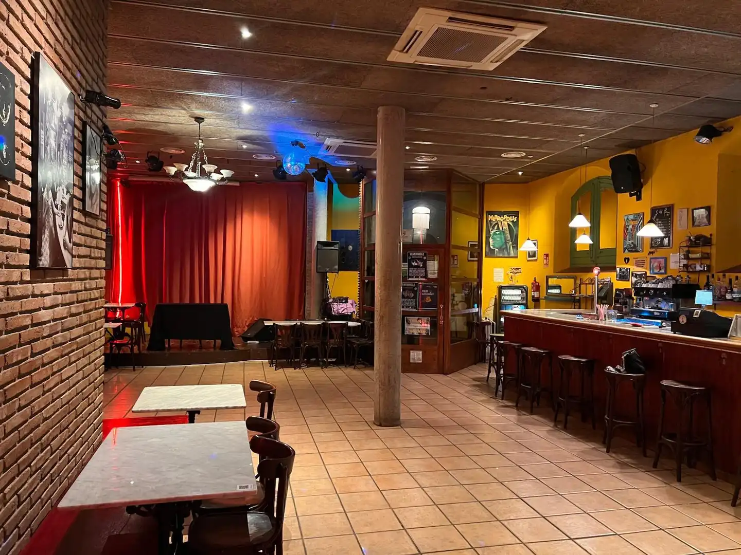 Business premises for sale in Centre Vila, imagen 10