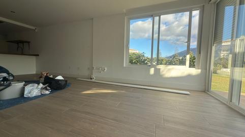 Foto 2 de Casa o xalet de lloguer a C. Azahar, Santa María, Málaga