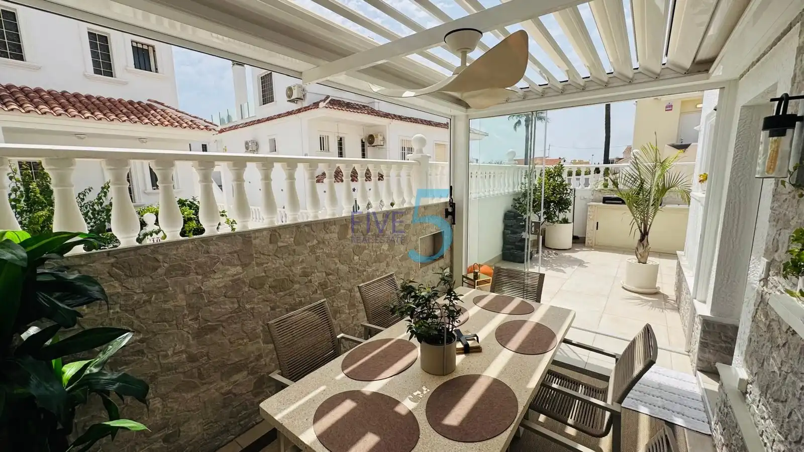 Reihenhaus mit Terrasse zum Verkauf in Playa de los Locos, imagen 30