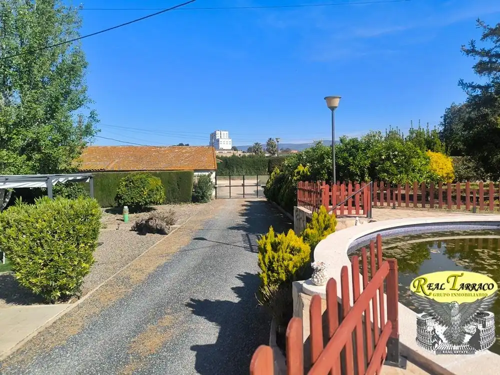 Vista exterior de Piso en venta en Reus