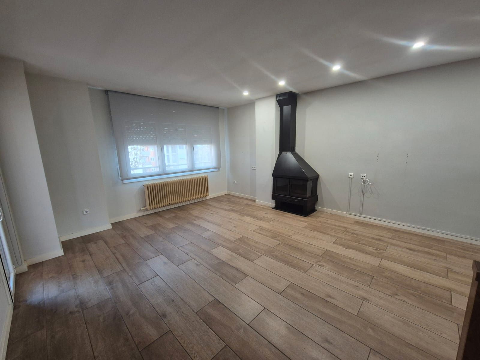 Piso en venta en Carrer del Canigó, Caputxins - Ambulatori