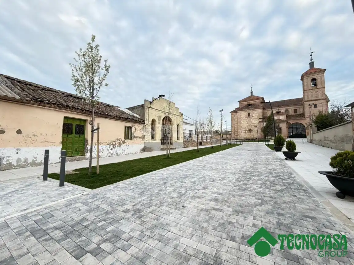 Exterior view of Detached homes for sale in Alcabón  with Private garden, Terrace and Balcony